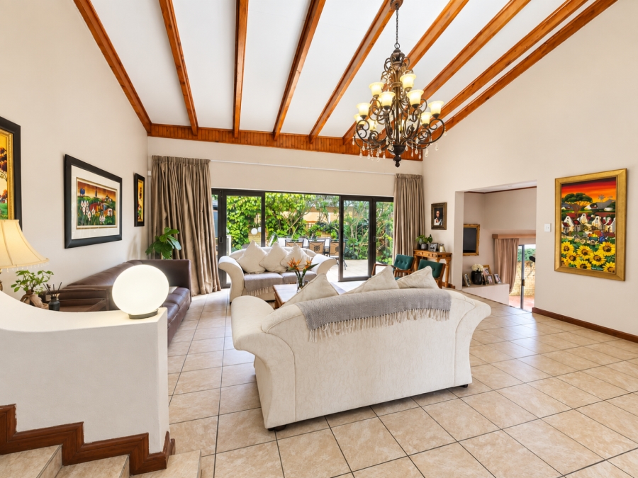 4 Bedroom Property for Sale in Heuwelsig Free State